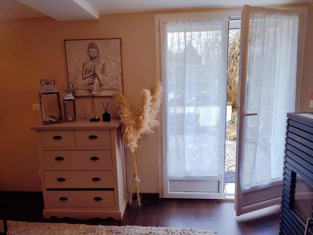 Appartement Independant Dans Maison Dammartin-sur-Tigeaux Ngoại thất bức ảnh