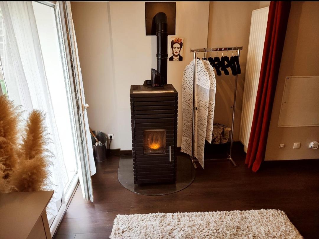 Appartement Independant Dans Maison Dammartin-sur-Tigeaux Ngoại thất bức ảnh
